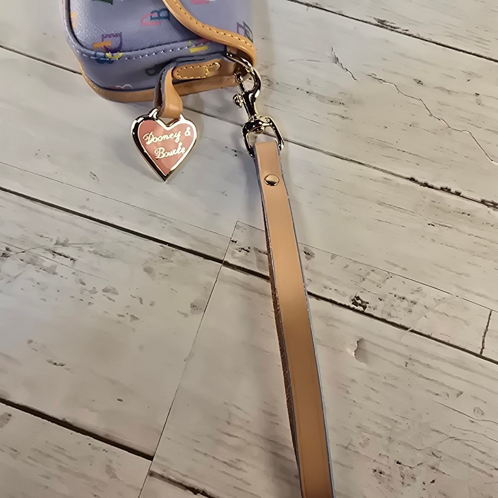 Dooney & Bourke Multicolor DB Logo Wristlet Lavender Blue Canvas Heart Charm - Picture 6 of 7